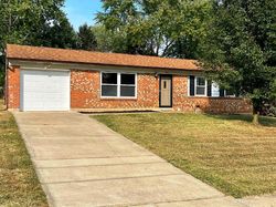 Pre-foreclosure in  LEWAY DR Fairfield, OH 45014