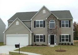 Pre-foreclosure in  SWAN DR Charlotte, NC 28216