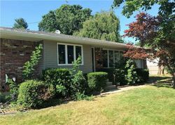 Pre-foreclosure in  MANGIN RD Commack, NY 11725