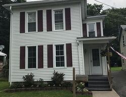 Pre-foreclosure in  BURT AVE Auburn, NY 13021