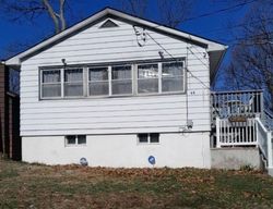 Pre-foreclosure in  ROLLINS TRL Hopatcong, NJ 07843