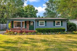 Pre-foreclosure in  CIRCLE DR Marshall, MI 49068