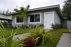 Pre-foreclosure in  NW 23RD AVE Miami, FL 33142
