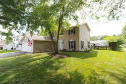 Pre-foreclosure in  THORNEWOOD LN Algonquin, IL 60102