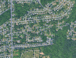 Pre-foreclosure in  PARKERVIEW ST Springfield, MA 01129