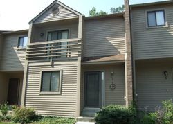 Pre-foreclosure in  MUIR WOODS CT Annapolis, MD 21403