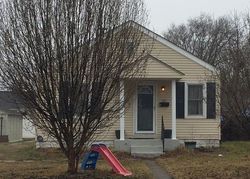 Pre-foreclosure in  HALLER AVE East Alton, IL 62024