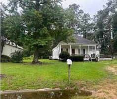 Pre-foreclosure in  CHARLES DR Hammond, LA 70401