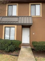 Pre-foreclosure in  WALDEN DR APT D Lexington, KY 40517
