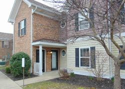 Pre-foreclosure in  BROOK BEND WAY UNIT 106 Louisville, KY 40229