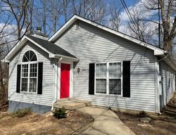 Pre-foreclosure in  VALLEY DR Louisville, KY 40299