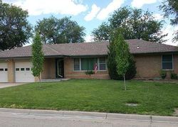 Pre-foreclosure in  E 18TH AVE Hutchinson, KS 67502