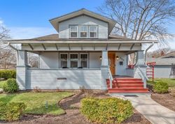Pre-foreclosure in  MOSELEY ST Elgin, IL 60123