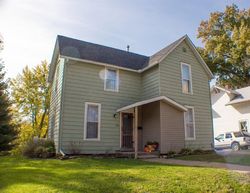 Pre-foreclosure in  COLLEGE HILL AVE Oskaloosa, IA 52577