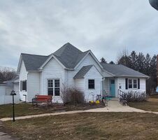  S Main St, Albion IA