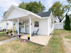 Pre-foreclosure in  N PHILIPS ST Kokomo, IN 46901