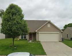 Pre-foreclosure in  MERIDIAN GARDENS LN Indianapolis, IN 46227
