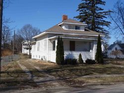 Pre-foreclosure in  UNION ST Lagrange, IN 46761