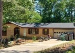 Pre-foreclosure in  JENNIFER LN NW Lilburn, GA 30047