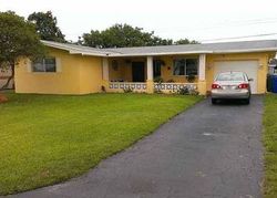 Pre-foreclosure in  NW 10TH ST Hollywood, FL 33024