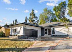 Pre-foreclosure Listing in BAHAMA ST NORTH HILLS, CA 91343