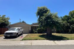 Pre-foreclosure in  EVERGLADE DR Sacramento, CA 95826