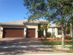 Pre-foreclosure in  SW 39TH ST Hollywood, FL 33029