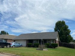 Pre-foreclosure in  N 43RD ST Van Buren, AR 72956