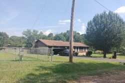 Pre-foreclosure in  GAFF LN Pearcy, AR 71964