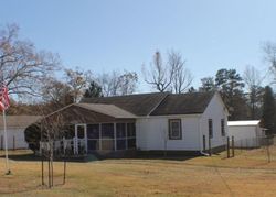 Pre-foreclosure in  E BYRD RD Hartselle, AL 35640