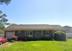 Pre-foreclosure in  SUNNYSIDE DR Virginia Beach, VA 23464