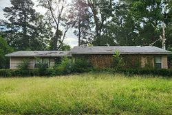 Pre-foreclosure in  CARSON ST Marshall, TX 75672