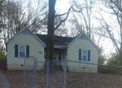 Pre-foreclosure in  ROSEBANKS RD Memphis, TN 38116