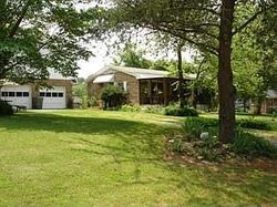  David St, Lawrenceburg TN