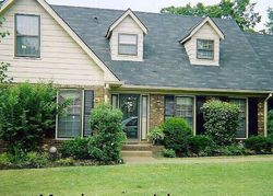 Pre-foreclosure in  CUMBERLAND CIR Nashville, TN 37214