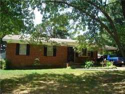 Pre-foreclosure Listing in IRIS RD SOMERVILLE, TN 38068