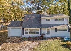 Pre-foreclosure in  GRAHAM RD Cuyahoga Falls, OH 44223