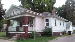 Pre-foreclosure in  W RUSSELL ST Peoria, IL 61606