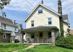 Pre-foreclosure in  JOANNA RD Havertown, PA 19083