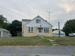 Pre-foreclosure in  PAPER MILL RD Chambersburg, PA 17202