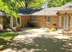 Pre-foreclosure in  E ROSS ST Tahlequah, OK 74464