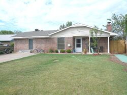 Pre-foreclosure in  SE LOMOND LN Lawton, OK 73501