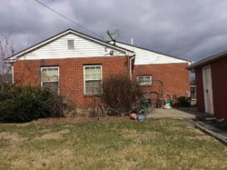 Pre-foreclosure in  ALVASON AVE Columbus, OH 43219