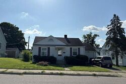 Pre-foreclosure in  SAGE ST Lebanon, OH 45036