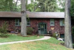 Pre-foreclosure in  BEECHWOOD RD Asheville, NC 28805