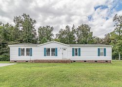 Pre-foreclosure Listing in SHIPMANS PIKE JACKSONVILLE, NC 28546
