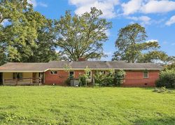Pre-foreclosure Listing in S DUFFIE RD RED SPRINGS, NC 28377
