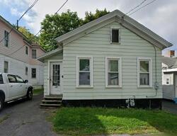 Pre-foreclosure in  SCHNEIDER ST Syracuse, NY 13203