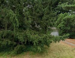 Pre-foreclosure in  SYCAMORE CIR Stony Brook, NY 11790