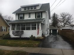 Pre-foreclosure in  VERNON AVE Batavia, NY 14020